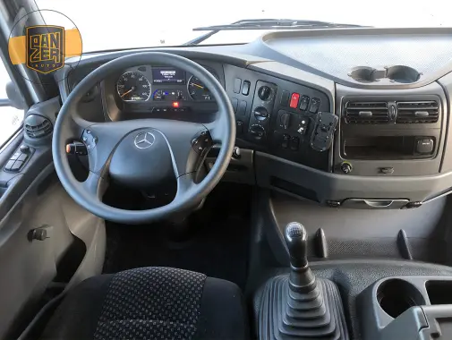 Mercedes Atego 1229L, 2013г, штора 48 кубов, ворота - фото 4