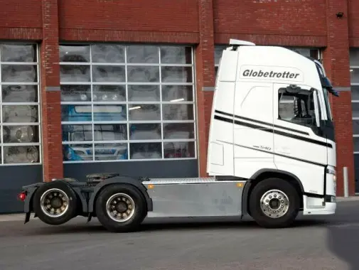 Тягач Volvo FH 540, 6х2, Globetrotter XL, двускатный ленивец сзади, без пробега по РФ - фото-детальных 12