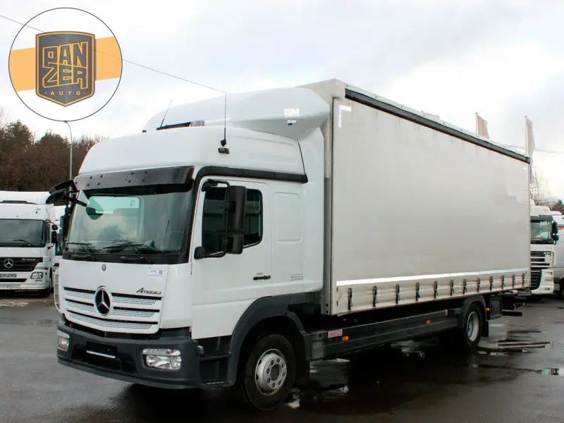 Грузовик тентованный Mercedes Atego 1230, 2015 год | photo 0