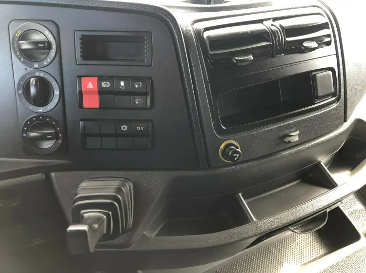 Mercedes Atego 1224 L, 2014 год, фургон 44 м3, гидролифт, высокая кабина - фото 5