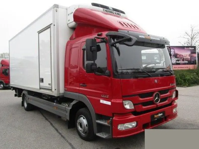 Грузовик рефрижератор Mercedes Atego 1222, 2012 год | photo 0