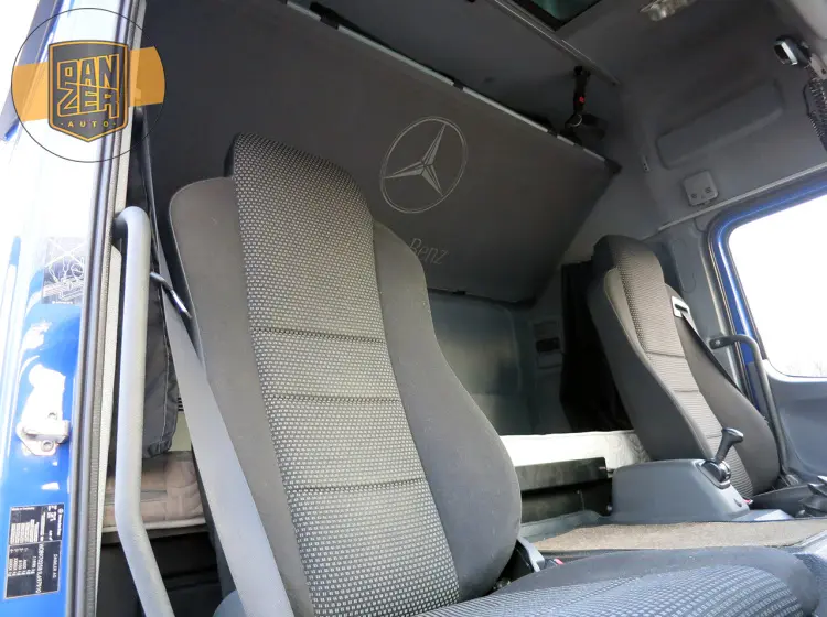 Mercedes Atego 1224, фургон 48 кубов, 2012 год, ворота - фото 11