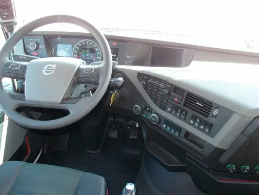 Тягач Volvo FH500, 6х4 с подъемной осью, 12/2018 год, пневмоподвеска, пробег всего 45 тыс.км, из Германии - фото-детальных 4