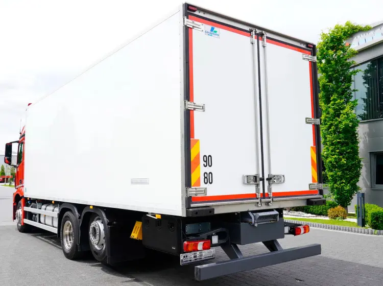 Рефрижератор Mercedes Actros 2542, 2016 год, 19 европалет, высокая кабина, без пробега по РФ - фото