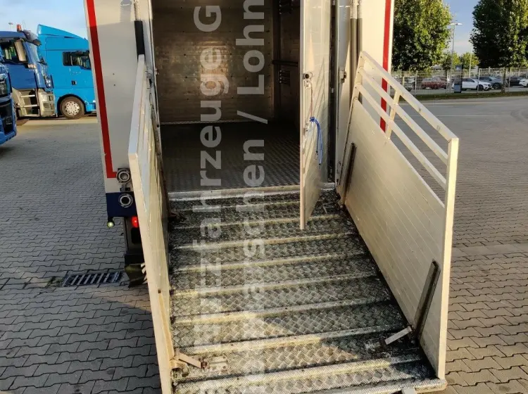 Грузовик для перевозки животных Mercedes Atego 1023, 2014 год, алюминиевый скотовоз 28 м3 - фото 2