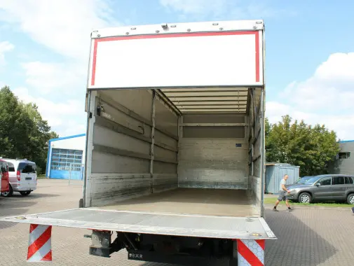 Mercedes Atego 1227 L, 10/2016 год, шторно-бортовая надстройка 46 м3, гидролифт, высокая кабина - фото 2