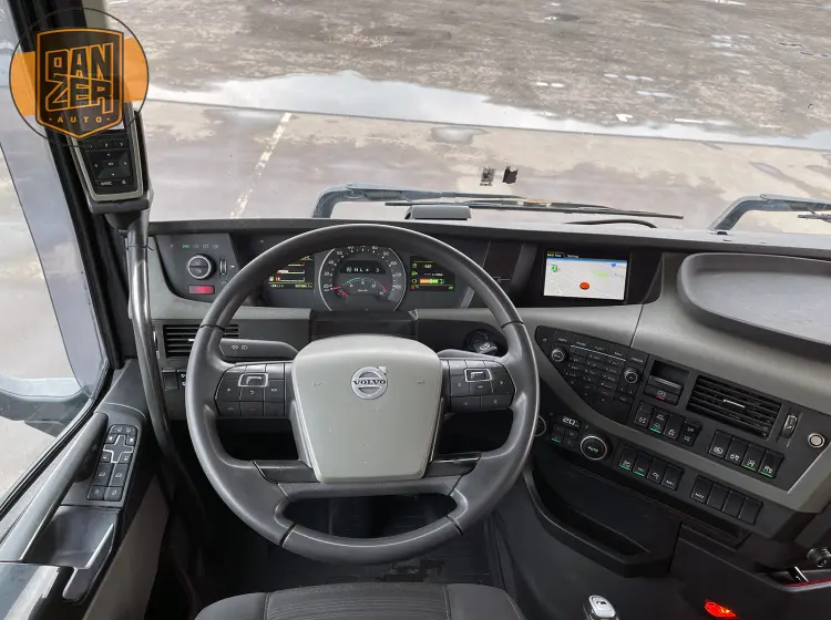 фото Volvo FH,  год 4