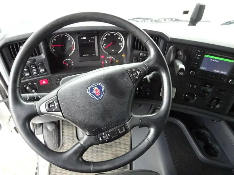 Тягач Scania G450 заводской ADR, 6х2, 2016 год, подъемная ось, без пробега по РФ - фото-детальных 4