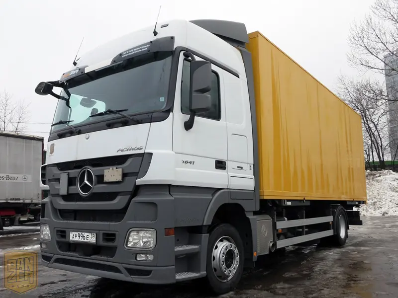 Грузовой фургон Mercedes Actros 1841, 2010 год | photo 0