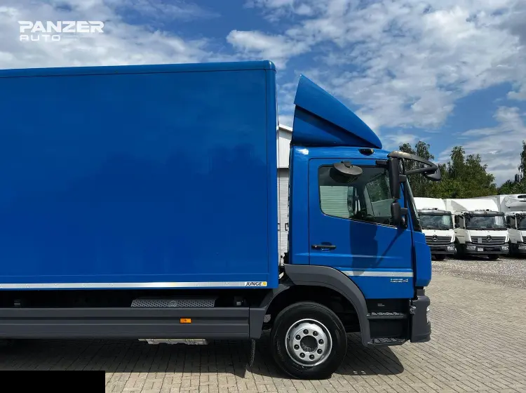 Грузовик Mercedes Atego 1224, 2020 год, фургон промтоварный м3 с гидробортом - фото 6
