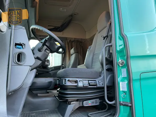 Scania R 410, штора 60 кубов, пятнадцатитонник - фото 3