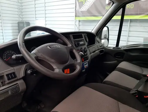 Рефрижератор Iveco Daily 35C13, спарка, автомат, 13 кубов, гидроборт, полная масса 3500 кг, без пробега по РФ - фото 4