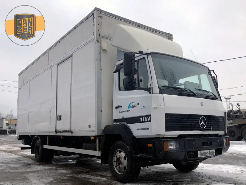 Грузовой фургон Mercedes LK 817, 1998 год | photo 0
