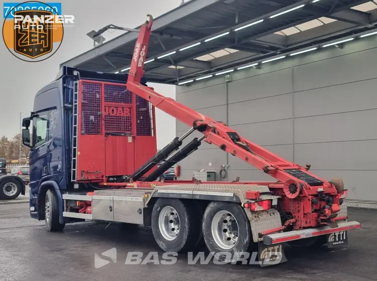	Scania TGM 6X4