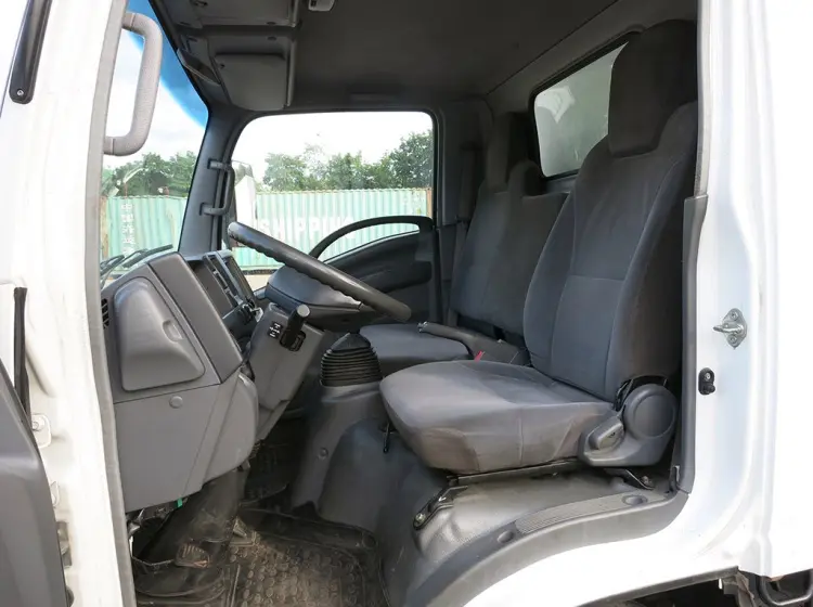Isuzu NLR 85, 2010 г, фургон 13 кубов, категория В - фото 3
