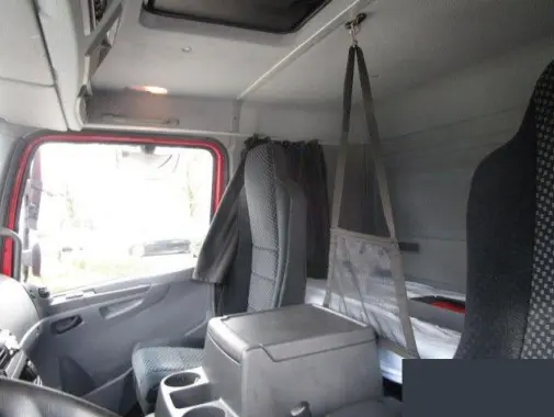 Mercedes Atego 1222L, реф, гидролифт, спальник, без пробега по РФ - фото 2