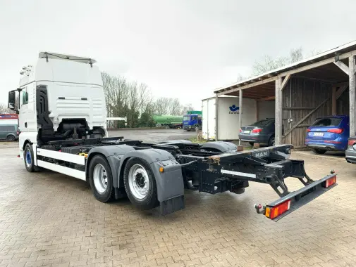 MAN TGX 26.480 контейнеровоз низкорамный BDF из Германии, 2015 г, кабина XLX, г/п 16т - фото