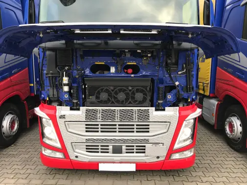 Пятнадцатитонник Volvo FH 460, 6х2, 2016 год, штора 55 кубов, 19 европалет, без пробега по РФ - фото 5