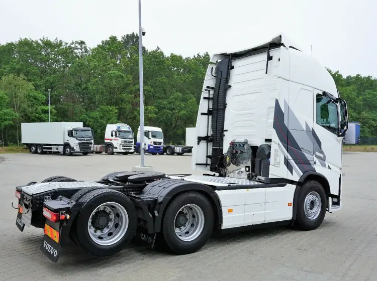 Тягач Volvo FH 540 Dual Clutch, 2019 год, 6х2 спарка, Globetrotter XL, без пробега по РФ - фото-детальных