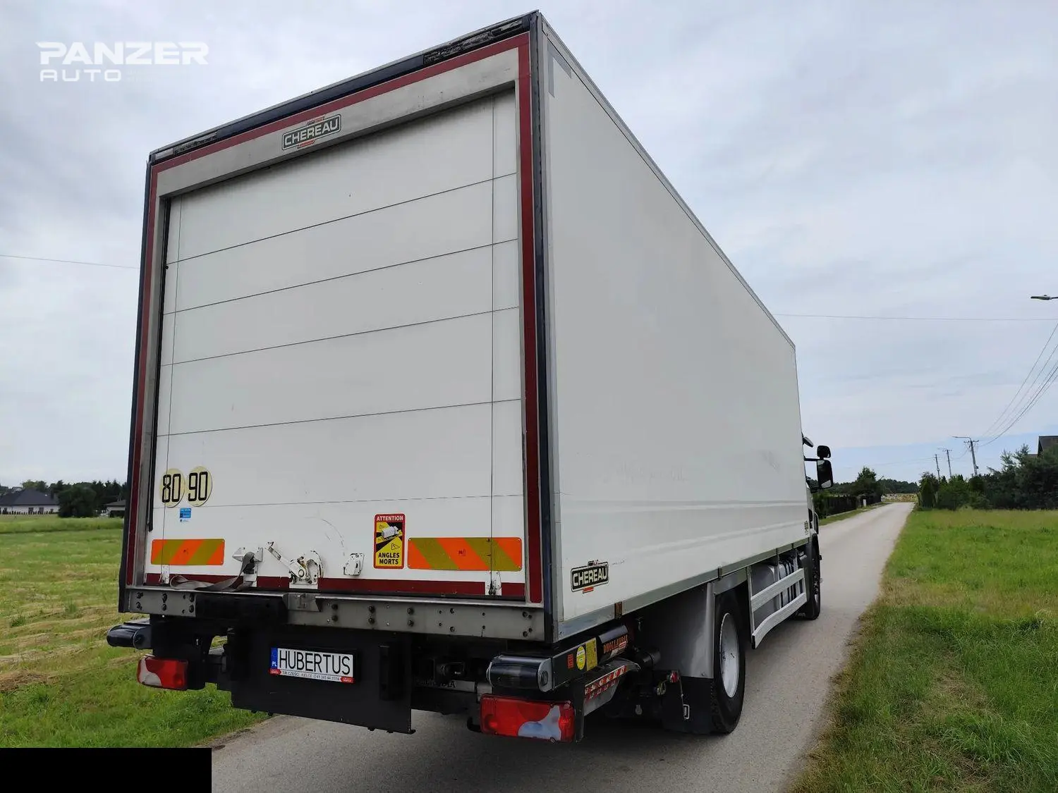 Грузовик Scania Actros, 2018 год, 10 тонник, 4х4, фургон изотерм 72 куб - фото 2