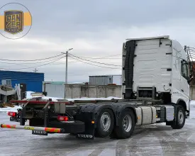 Грузовой контейнеровоз Volvo FH 460, 2019 год | 1