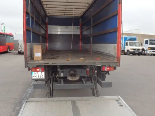 Mercedes Atego 1224 L, штора-борт 7.2м, гидролифт - фото 2