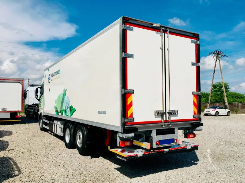 Грузовик рефрижератор Volvo FH 460, 2017 год | photo 1