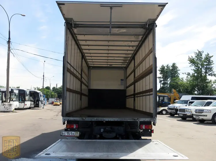Mercedes-Benz Atego 1229L, 2012г, штора 48м3, гидролифт, 2 спальника - фото 2
