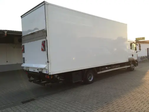 MAN TGL 12.220 BL,  фургон 7.2м, гидролифт, без пробега по РФ - фото