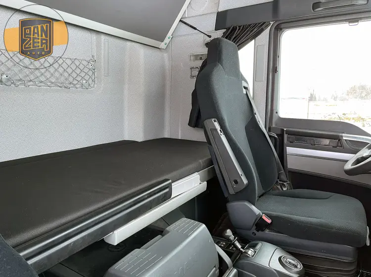 Тушевоз MAN TGX 26.440 6х2, 2015г, будка Schmitz 18 палет, ХОУ Carrier Supra 750, без пробега по РФ - фото 27