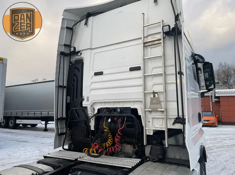 MAN TGX 18.500, тягач 4х2, XXL кабина, 2 бака, максимальная комплектация - фото-детальных 15