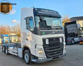 Грузовой контейнеровоз Volvo FH 500, 2021 год | photo 0